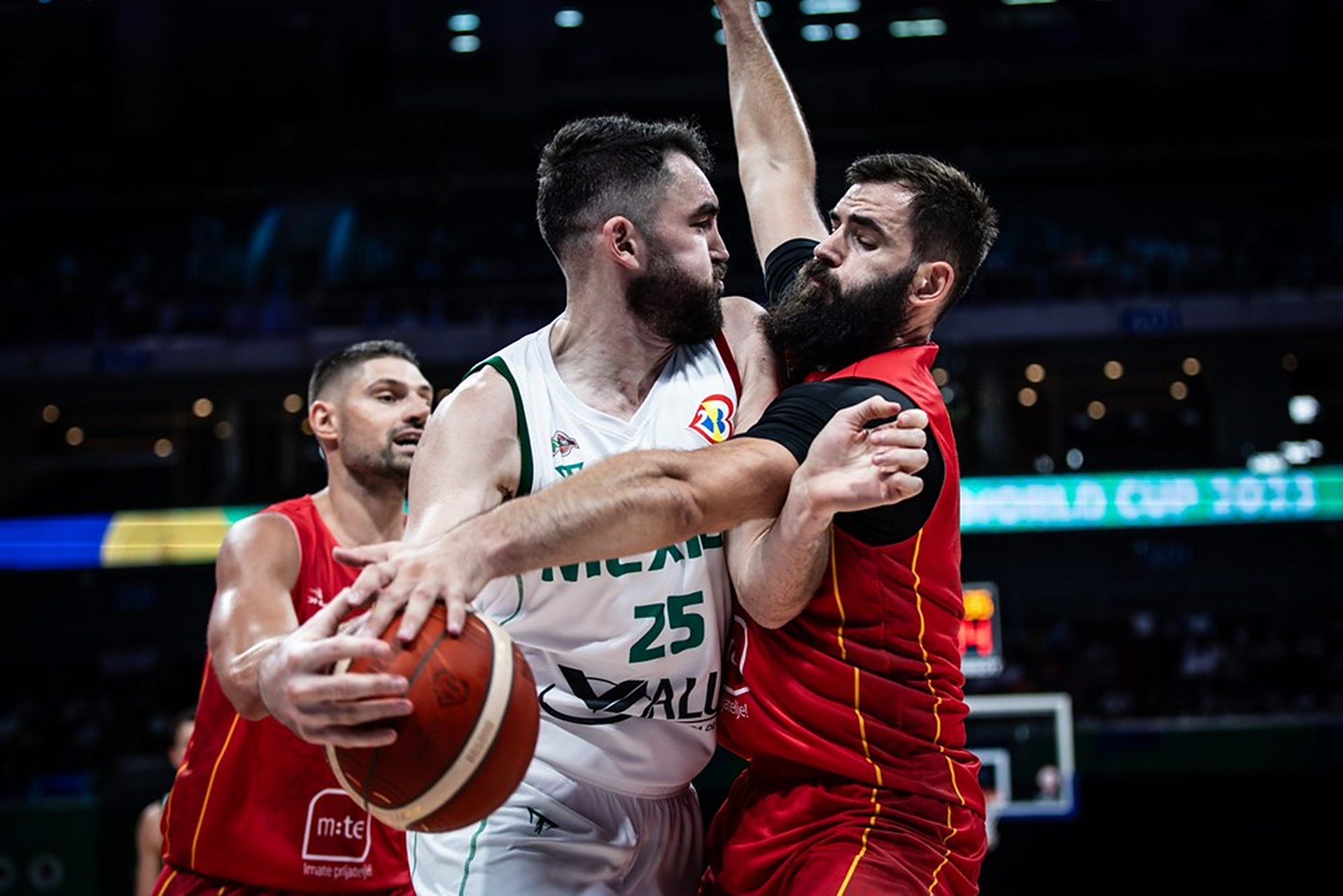 日本轻取墨西哥,马夏尔三分雨点燃全场的简单介绍 日本轻取墨西哥,马夏尔三分雨点燃全场的简单介绍