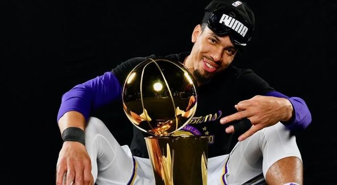 尼克斯绝杀猛龙，丹尼·格林完成帽子戏法的简单介绍