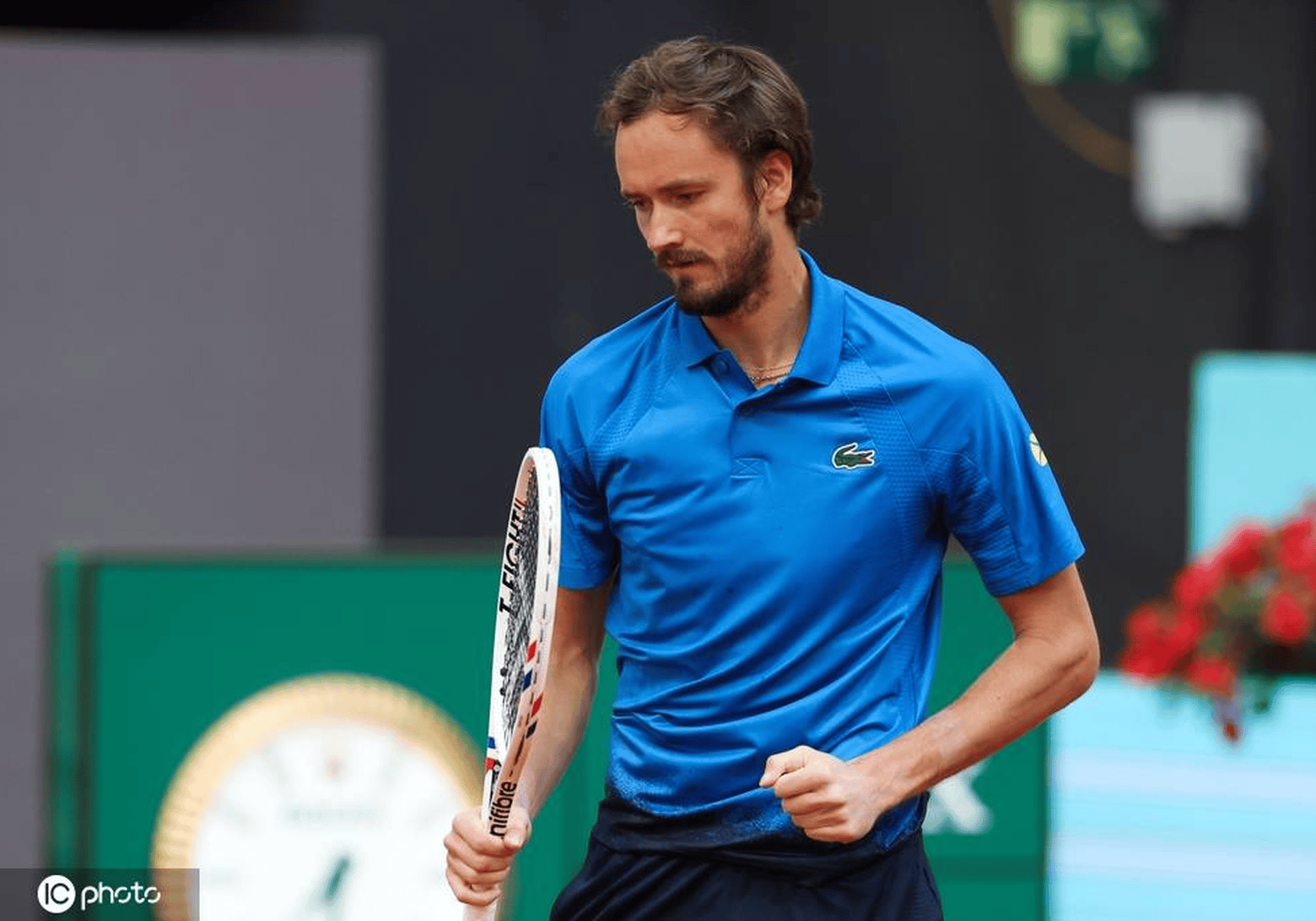 开云体育登录-意大利网球队横扫英国网球队，梅德韦杰夫送出助攻