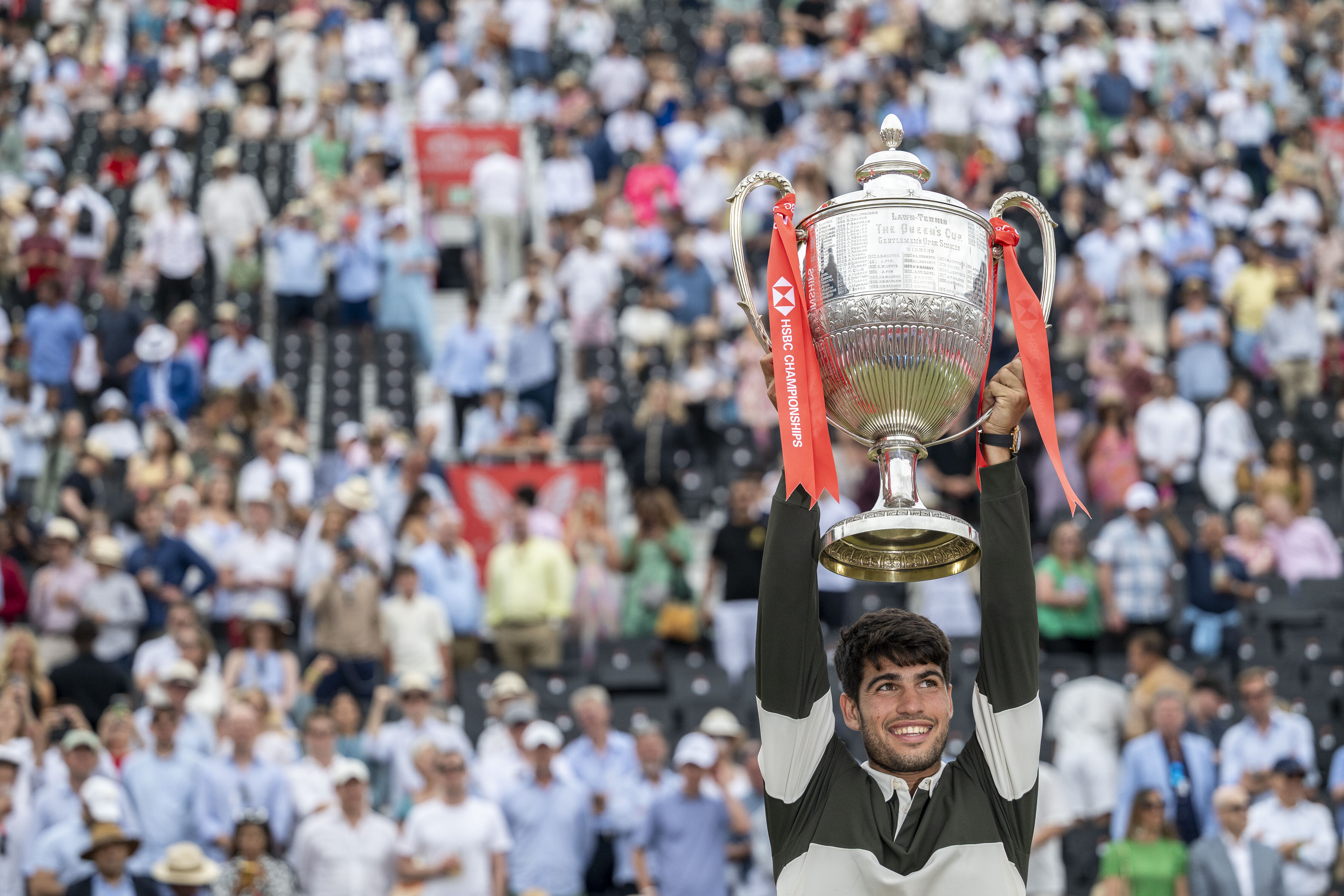 意大利网球队横扫欧洲网球队，阿尔卡拉斯关键制胜的简单介绍