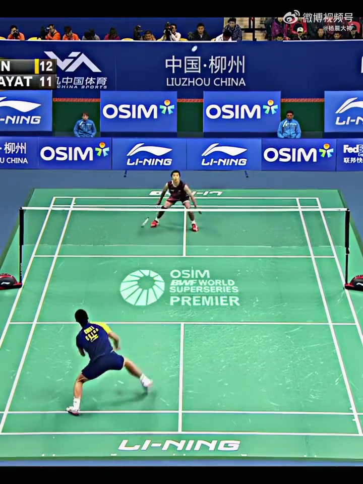 印尼羽毛球队力克中国羽毛球队，陶菲克制霸全场