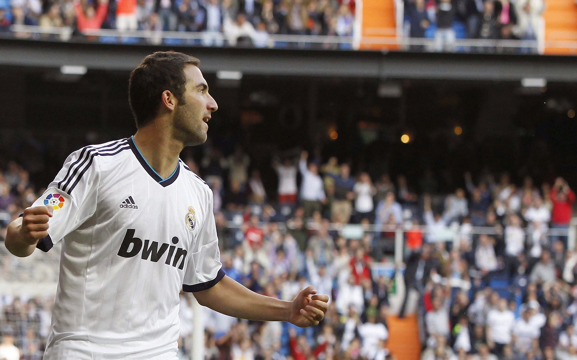 胜利的火焰！布鲁诺梅开二度助马竞攻克圣西罗