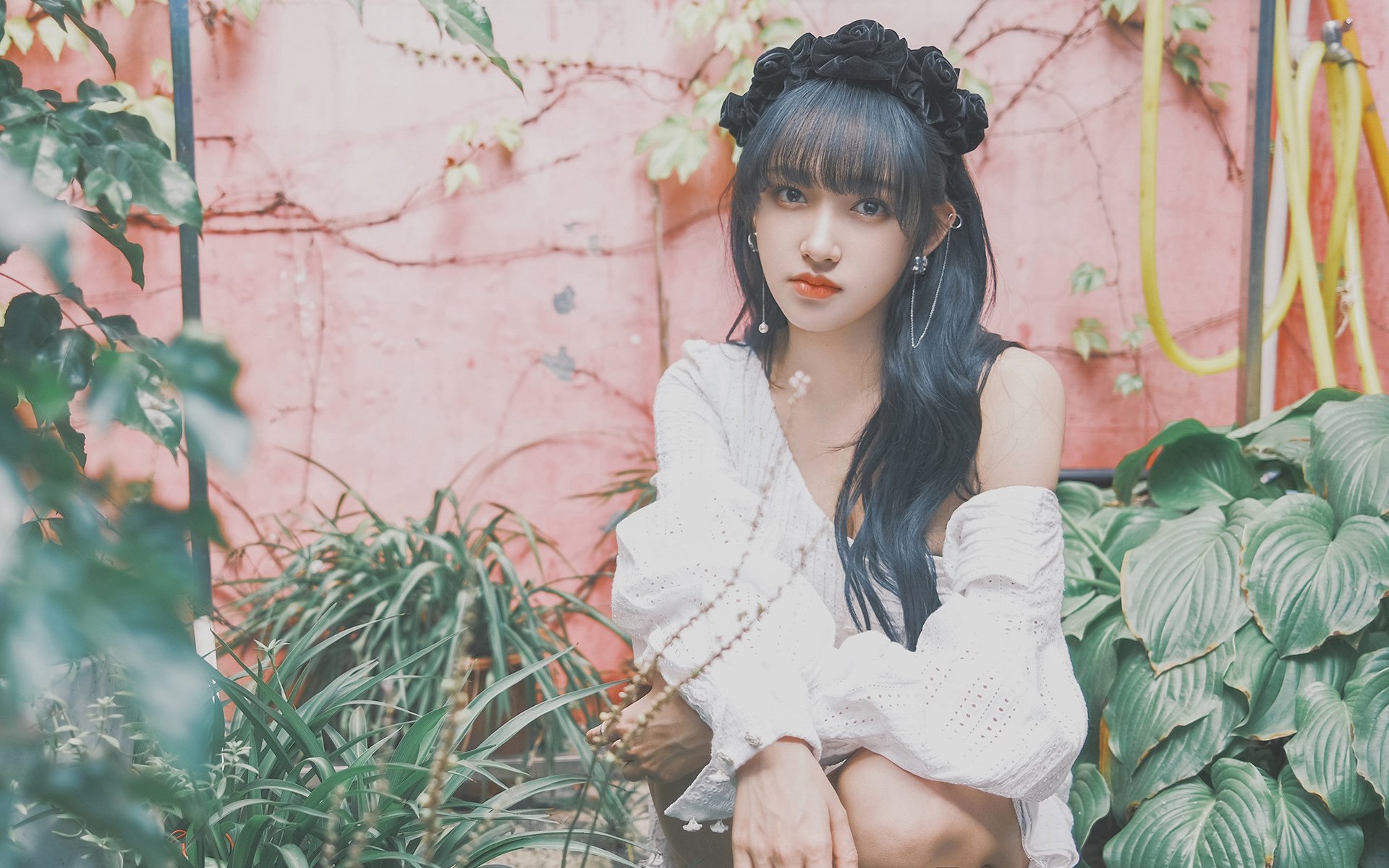 开云体育官网-门神东征，库尔图瓦沙特借调鏖战，酋长球场骤起沙漠风暴