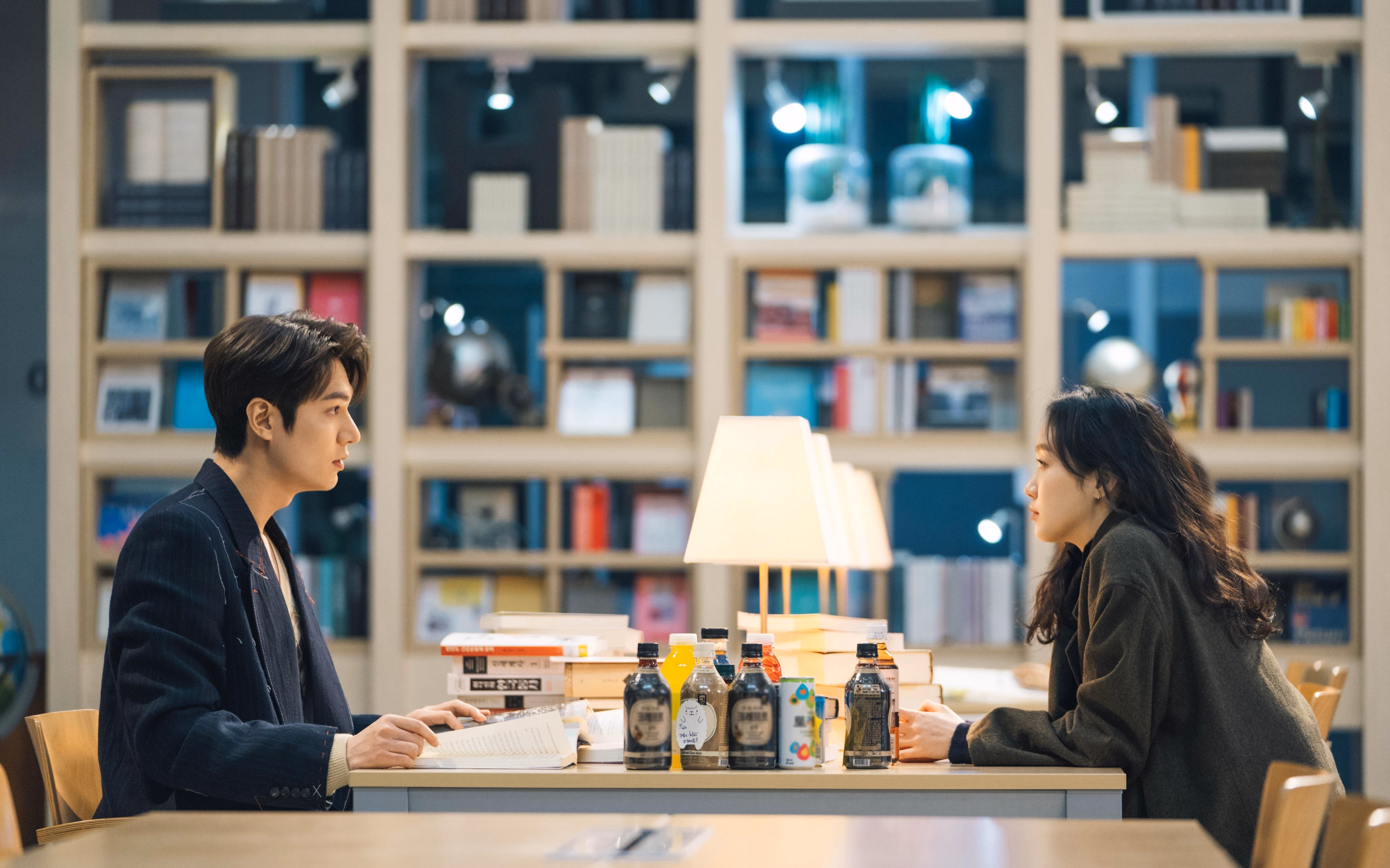 围城下的新王，森林狼铁血晋级与切特的欧洲加冕礼