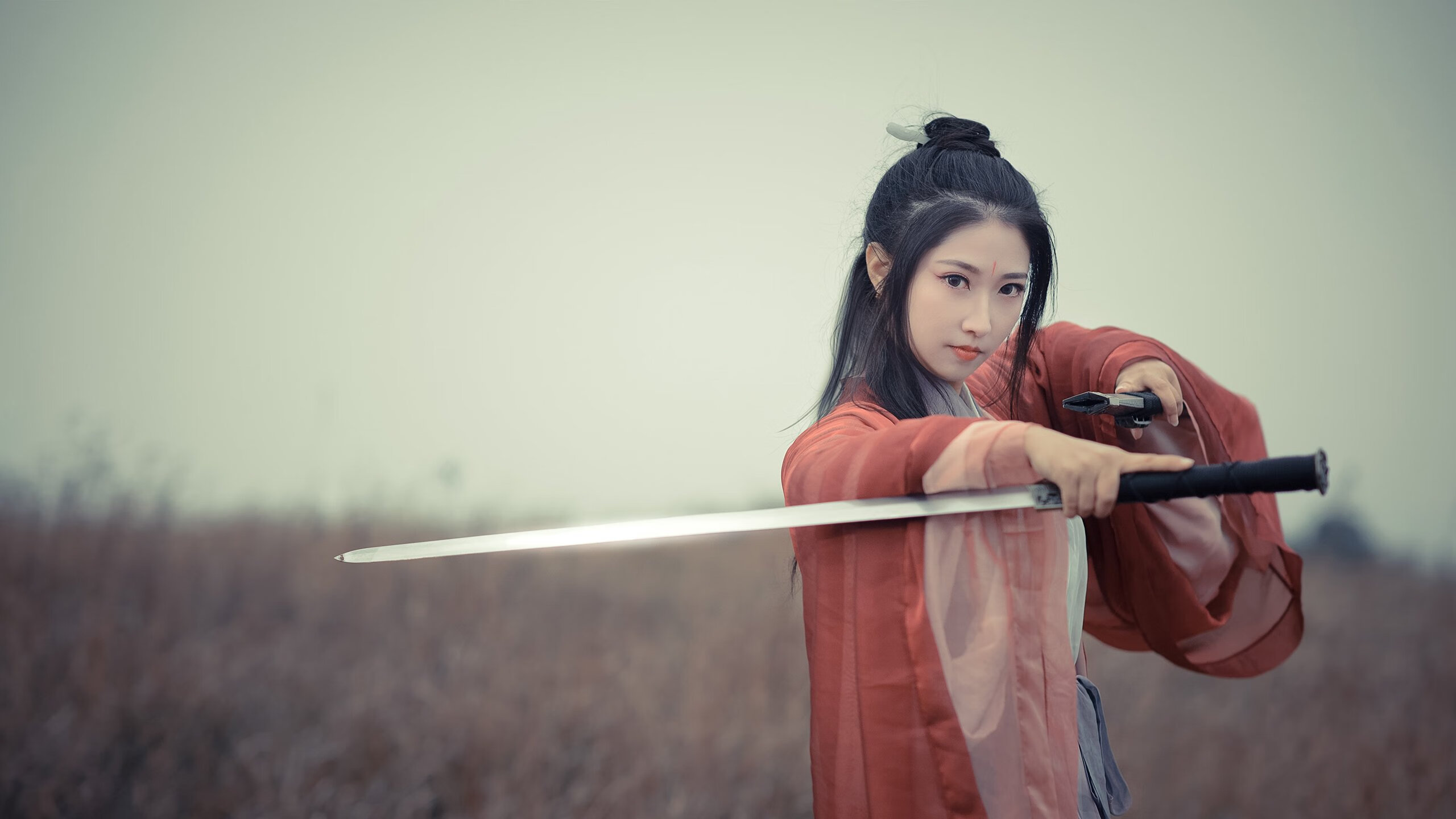 开云体育中国-平行世界的焦点战，当足球洪流遇上篮球利刃